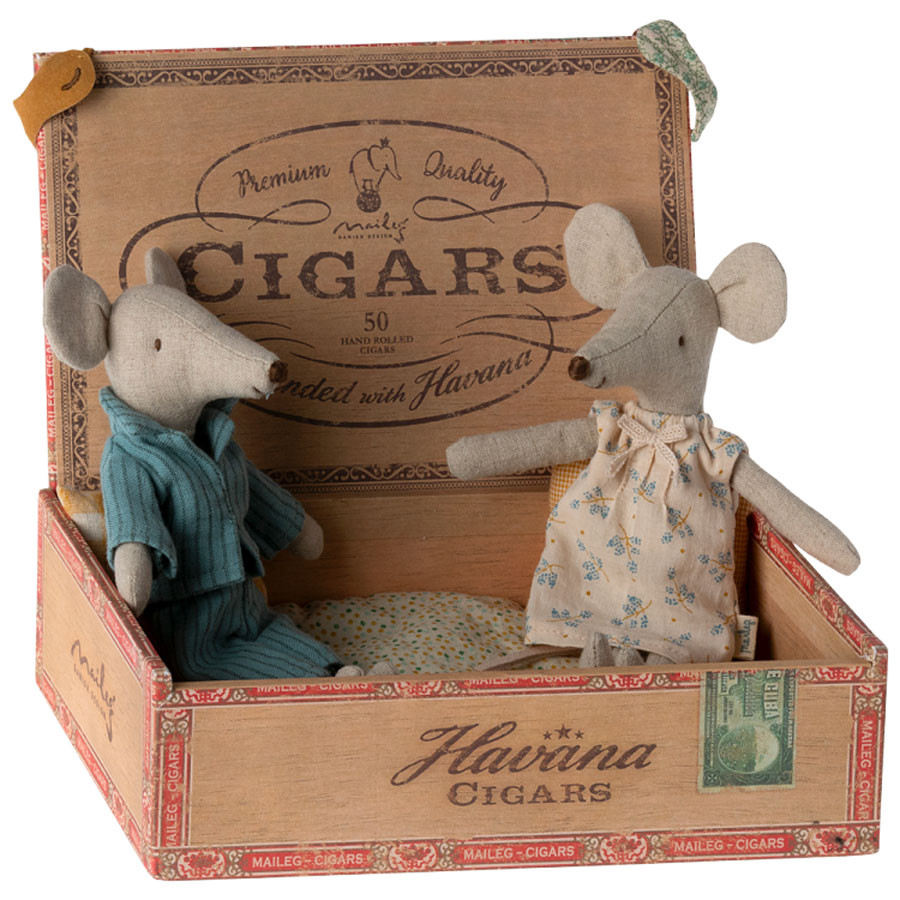 Maileg - Eltern Mäuse in Zigarrenbox 2023